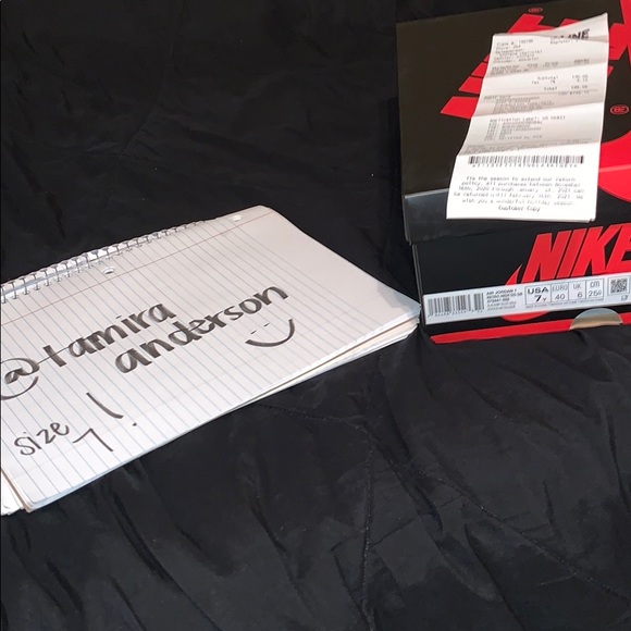 Jordan 1 High Metallic Gold - Picture 2 of 8